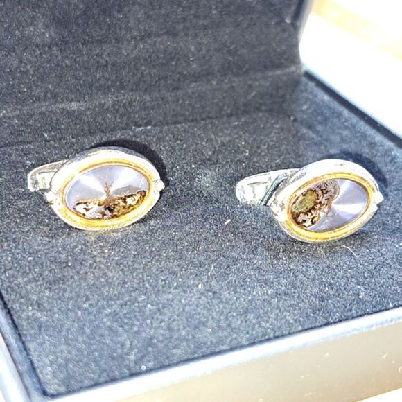 Authentic Yves Saint Laurent Cuff Links in Gift Box New - Picture 2 of 14